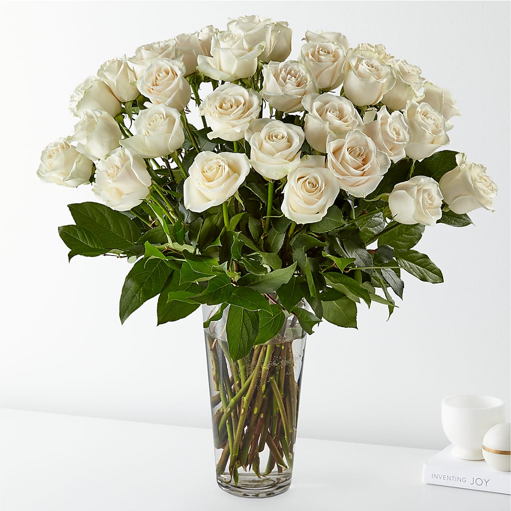 Long Stem White Rose Bouquet – MRS D'S FLOWER SHOP INC, Lakeland FL