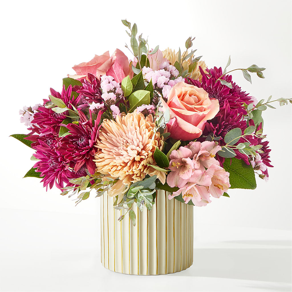 Berry Cobbler Bouquet with Ivory Vase – MRS D'S FLOWER SHOP INC, Lakeland FL