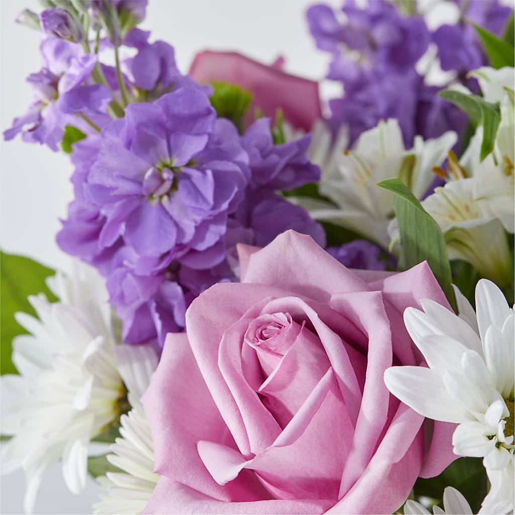 Garden of Peace Bouquet – MRS D'S FLOWER SHOP INC, Lakeland FL