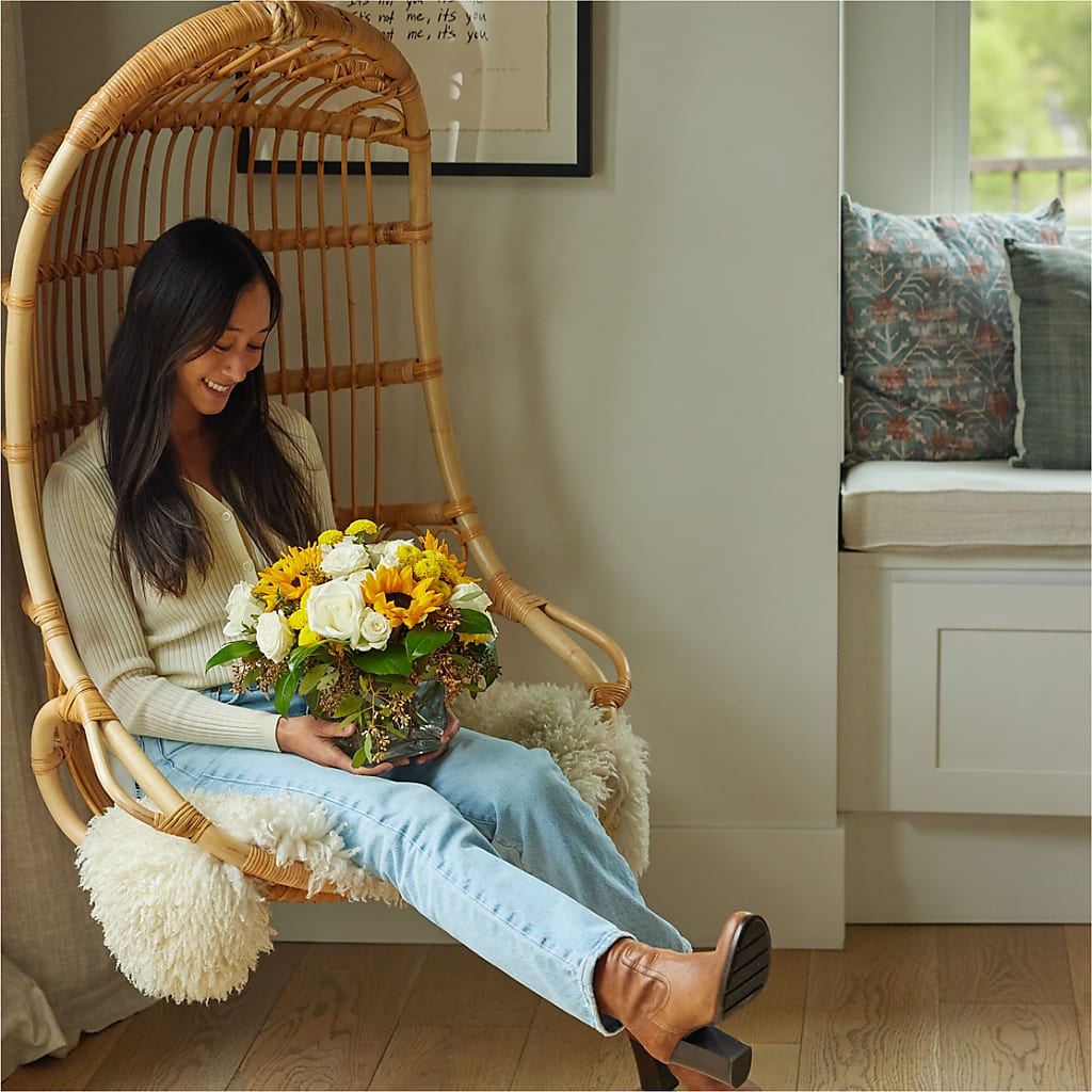 Luminous Morning Bouquet – MRS D'S FLOWER SHOP INC, Lakeland FL