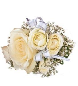White Spray Rose Wristlet – MRS D'S FLOWER SHOP INC, Lakeland FL