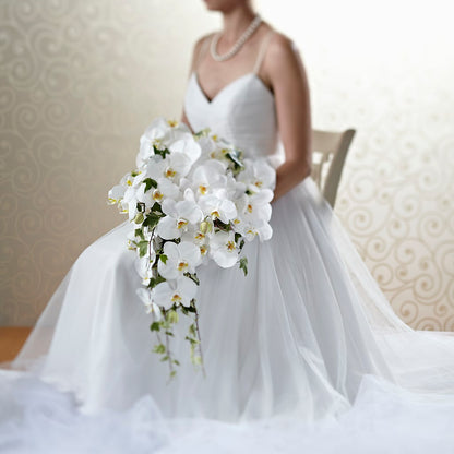 Classic White Bouquet – MRS D'S FLOWER SHOP INC, Lakeland FL
